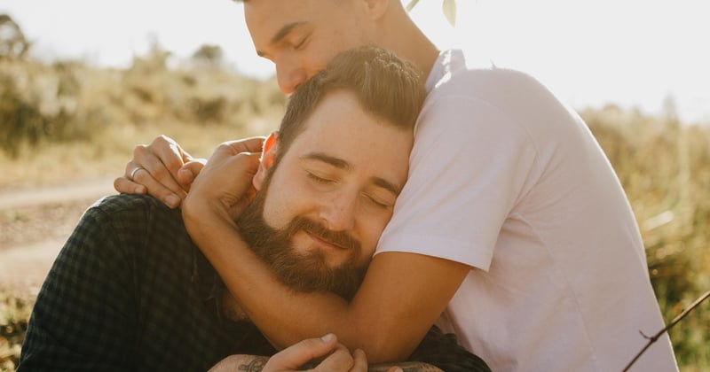 Homosexuell einfach erklärt: Was bedeutet es wirklich?